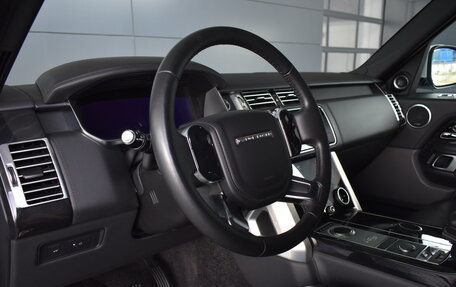 Land Rover Range Rover IV рестайлинг, 2020 год, 7 895 000 рублей, 12 фотография