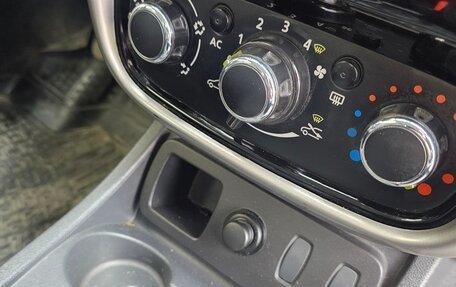 Renault Duster I рестайлинг, 2014 год, 710 000 рублей, 19 фотография