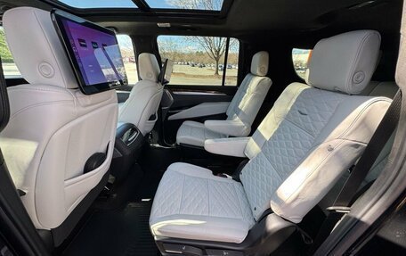 Cadillac Escalade V, 2025 год, 22 900 000 рублей, 17 фотография