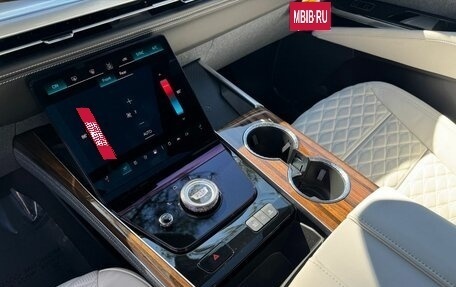 Cadillac Escalade V, 2025 год, 22 900 000 рублей, 15 фотография
