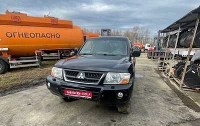 Mitsubishi Pajero III рестайлинг, 2002 год, 700 000 рублей, 1 фотография