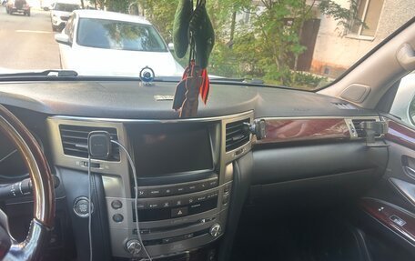 Lexus LX III, 2015 год, 5 000 000 рублей, 3 фотография