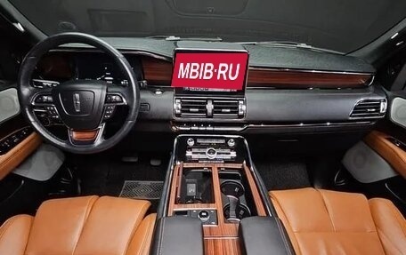 Lincoln Navigator, 2021 год, 9 144 100 рублей, 8 фотография