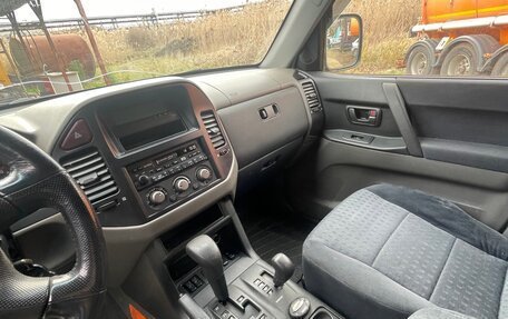 Mitsubishi Pajero III рестайлинг, 2002 год, 700 000 рублей, 6 фотография