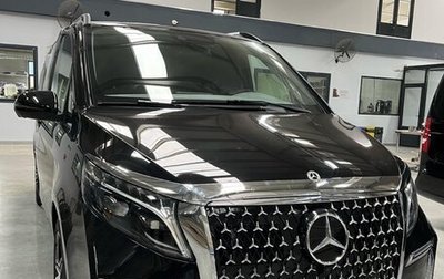 Mercedes-Benz V-Класс, 2023 год, 35 000 000 рублей, 1 фотография