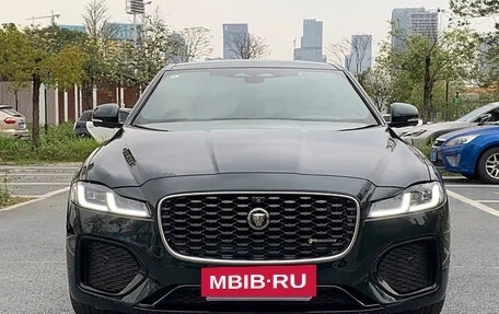 Jaguar XF II, 2021 год, 3 100 000 рублей, 2 фотография