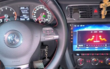 Volkswagen Jetta VI, 2013 год, 1 250 000 рублей, 13 фотография