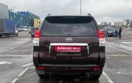 Toyota Land Cruiser Prado 150 рестайлинг 2, 2013 год, 2 450 000 рублей, 4 фотография