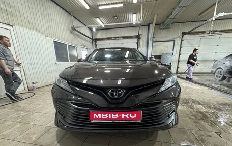 Toyota Camry, 2019 год, 2 870 000 рублей, 1 фотография