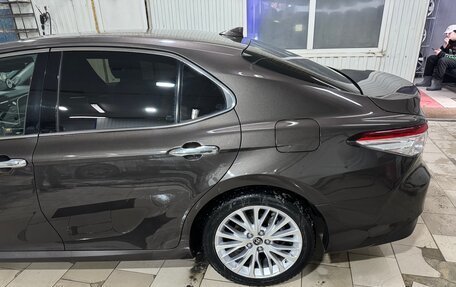 Toyota Camry, 2019 год, 2 870 000 рублей, 4 фотография