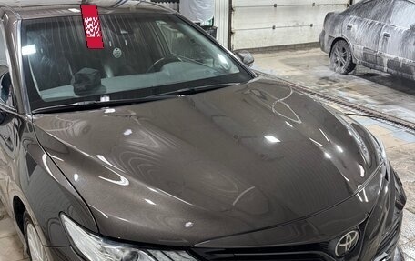 Toyota Camry, 2019 год, 2 870 000 рублей, 2 фотография