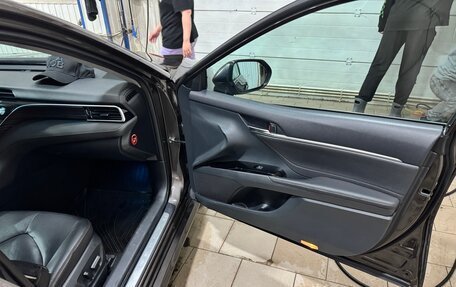 Toyota Camry, 2019 год, 2 870 000 рублей, 7 фотография
