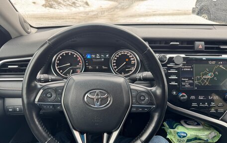 Toyota Camry, 2019 год, 2 870 000 рублей, 9 фотография