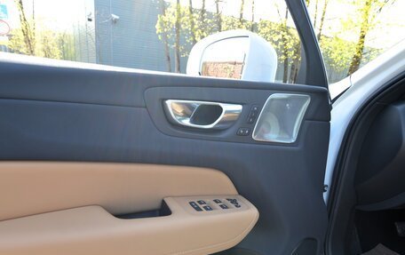Volvo XC60 II, 2023 год, 6 120 000 рублей, 14 фотография