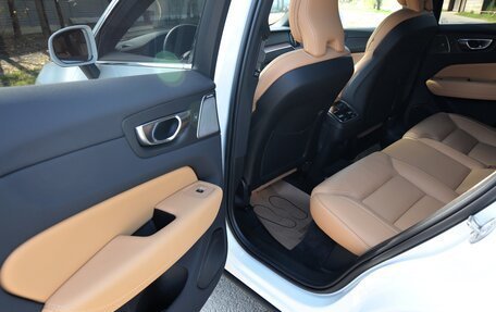 Volvo XC60 II, 2023 год, 6 120 000 рублей, 15 фотография