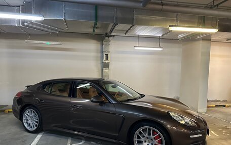 Porsche Panamera II рестайлинг, 2013 год, 2 600 000 рублей, 3 фотография
