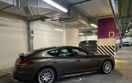 Porsche Panamera II рестайлинг, 2013 год, 2 600 000 рублей, 4 фотография