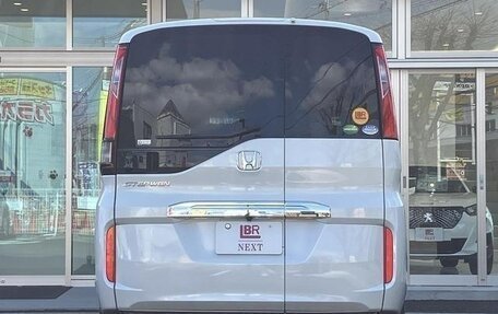 Honda Stepwgn IV, 2019 год, 1 650 000 рублей, 5 фотография