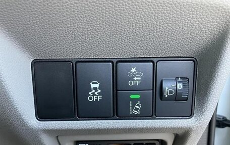 Honda Stepwgn IV, 2019 год, 1 650 000 рублей, 22 фотография