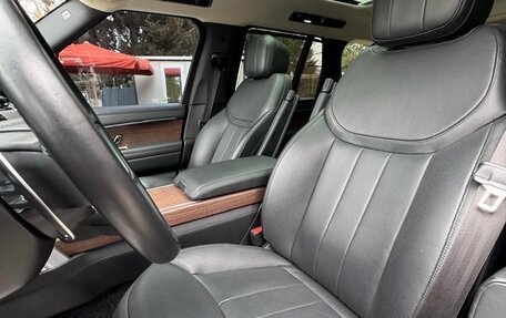 Land Rover Range Rover IV рестайлинг, 2022 год, 13 990 000 рублей, 5 фотография