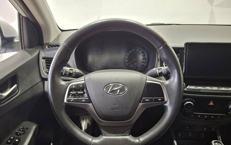Hyundai Solaris II рестайлинг, 2021 год, 1 680 000 рублей, 10 фотография