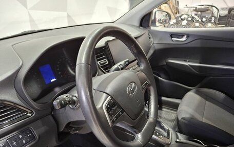 Hyundai Solaris II рестайлинг, 2021 год, 1 680 000 рублей, 24 фотография