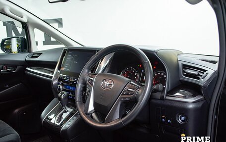 Toyota Alphard III, 2020 год, 4 799 000 рублей, 9 фотография