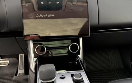 Land Rover Range Rover IV рестайлинг, 2022 год, 14 700 000 рублей, 10 фотография