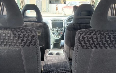 Honda Stream I рестайлинг, 2001 год, 600 000 рублей, 5 фотография