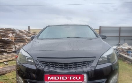 Opel Astra J, 2010 год, 640 000 рублей, 3 фотография