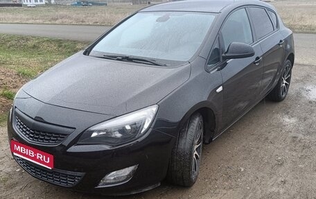 Opel Astra J, 2010 год, 640 000 рублей, 8 фотография