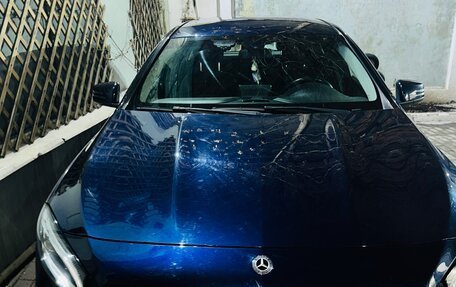 Mercedes-Benz GLA, 2018 год, 2 800 000 рублей, 1 фотография