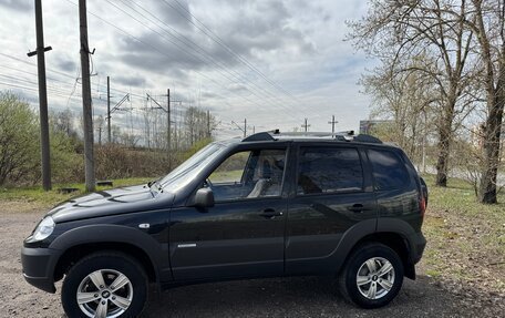 Chevrolet Niva I рестайлинг, 2013 год, 850 000 рублей, 4 фотография