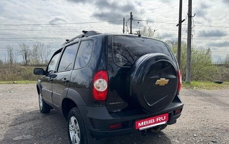 Chevrolet Niva I рестайлинг, 2013 год, 850 000 рублей, 6 фотография