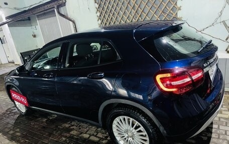 Mercedes-Benz GLA, 2018 год, 2 800 000 рублей, 4 фотография