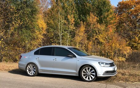 Volkswagen Jetta VI, 2018 год, 700 000 рублей, 2 фотография
