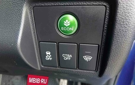 Honda Vezel, 2015 год, 1 639 995 рублей, 23 фотография