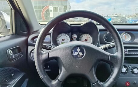 Mitsubishi Outlander III рестайлинг 3, 2007 год, 919 000 рублей, 16 фотография