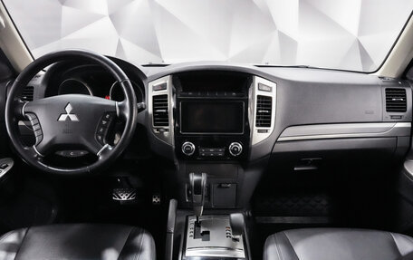 Mitsubishi Pajero IV, 2015 год, 3 100 000 рублей, 11 фотография