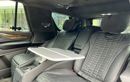 Cadillac Escalade V, 2023 год, 18 900 000 рублей, 2 фотография