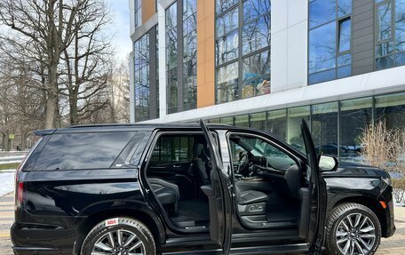Cadillac Escalade V, 2023 год, 18 900 000 рублей, 13 фотография