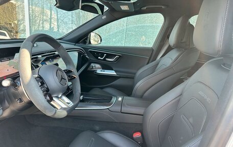 Mercedes-Benz E-Класс AMG, 2024 год, 9 850 000 рублей, 3 фотография