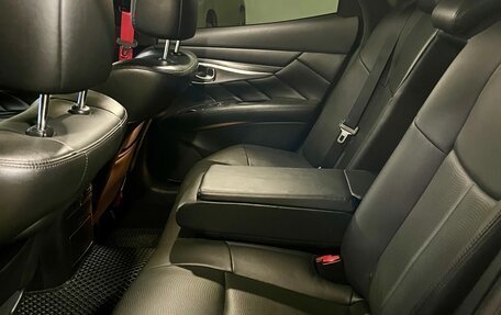 Infiniti Q70 I, 2016 год, 3 300 000 рублей, 16 фотография