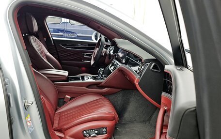 Bentley Flying Spur, 2021 год, 19 480 000 рублей, 11 фотография