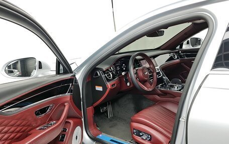 Bentley Flying Spur, 2021 год, 19 480 000 рублей, 10 фотография