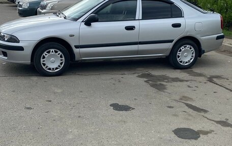 Mitsubishi Carisma I, 1999 год, 520 000 рублей, 1 фотография