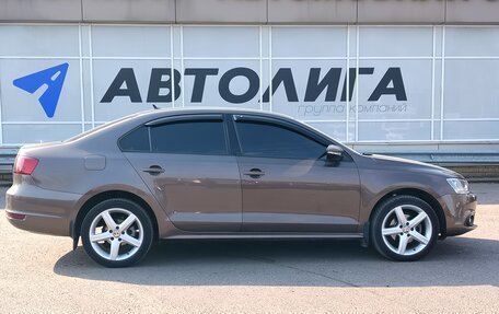 Volkswagen Jetta VI, 2012 год, 1 150 000 рублей, 3 фотография