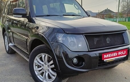 Mitsubishi Pajero IV, 2014 год, 2 300 000 рублей, 3 фотография