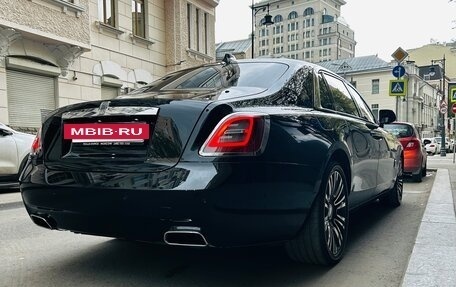 Rolls-Royce Ghost Series II рестайлинг, 2021 год, 54 600 000 рублей, 8 фотография