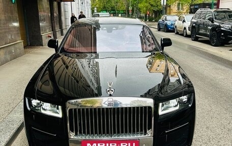 Rolls-Royce Ghost Series II рестайлинг, 2021 год, 54 600 000 рублей, 15 фотография
